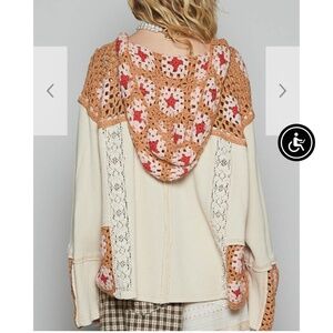 #119-44 New POL Cream and Orange V-Neck Sweater